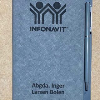 libreta hojas rayas boligrafo grabado laser gris