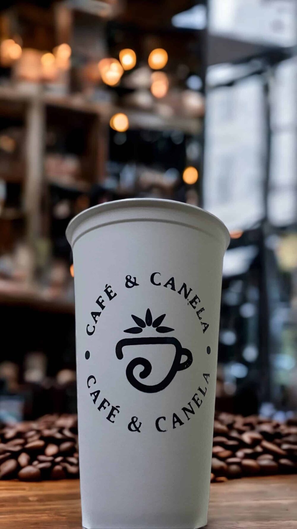 vaso plastico cafetero tapa serigrafia fotografia blanco scaled