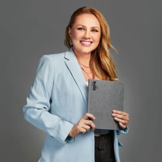 agenda semanal ejecutiva 2026 gris foto